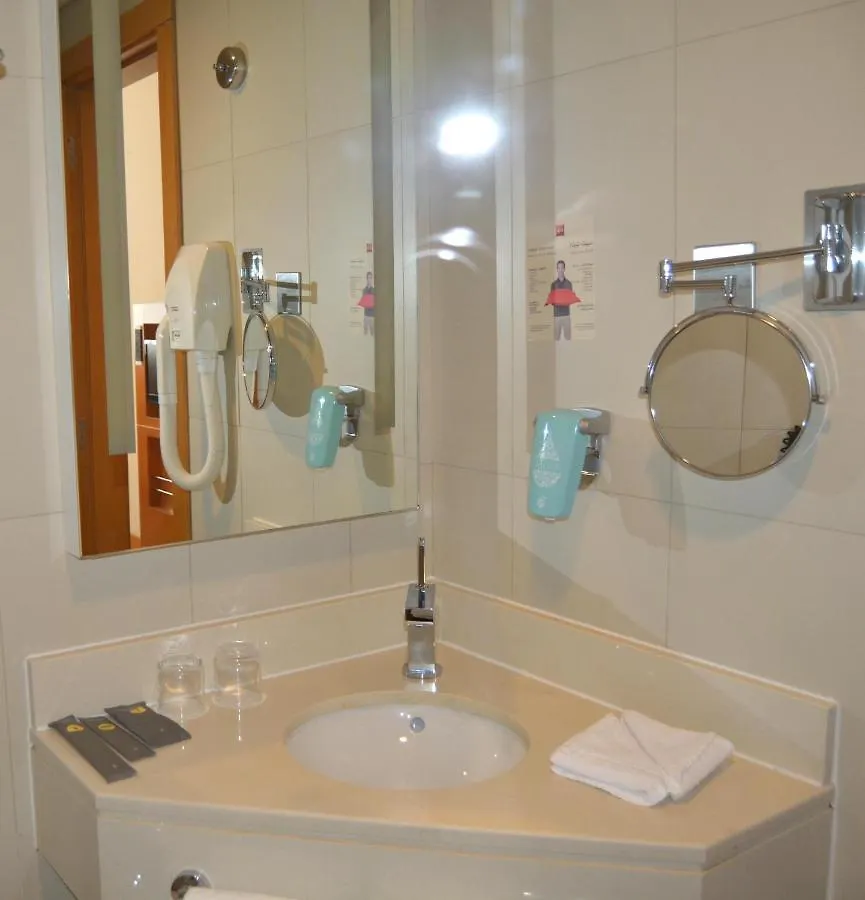 Hotel Ibis Abu Dhabi Gate