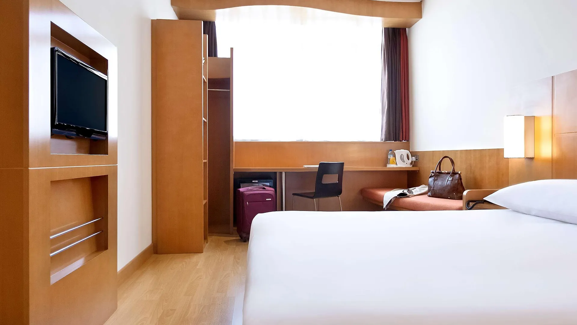 Hotel Ibis Abu Dhabi Gate