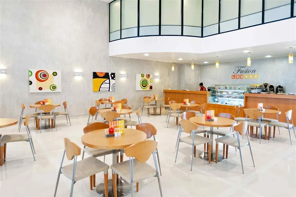 Hotel Ibis Abu Dhabi Gate