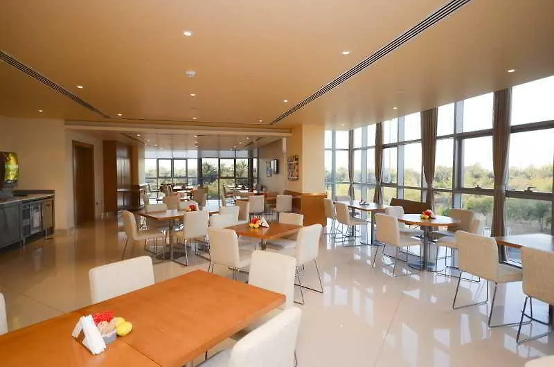 Hotel Ibis Abu Dhabi Gate 3*,