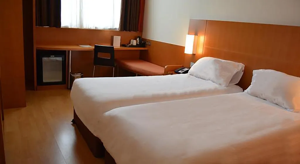 Hotel Ibis Abu Dhabi Gate